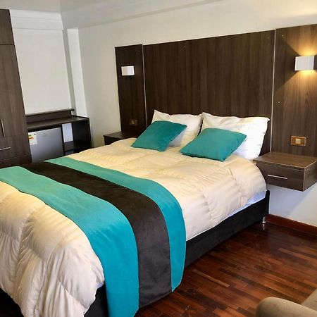 קוסקו Hms Continental Hotel מראה חיצוני תמונה